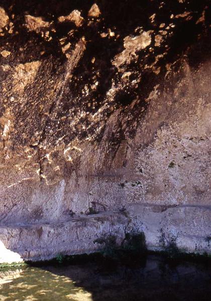 195-Siracusa,teatro greco,2 settembre 2006.jpg